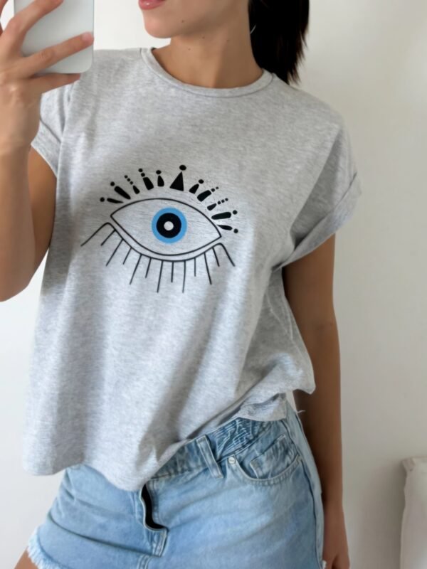 Remera 👁